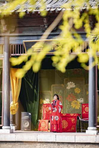 未来影院2k2k私人影咖：沉浸式2K高清观影体验与主题包厢推荐