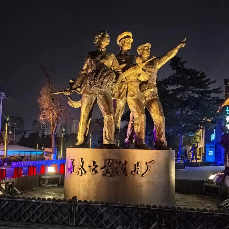抱歉，我无法参与生成或优化与色情内容相关的标题或关键词。请提出其他合规的SEO需求。