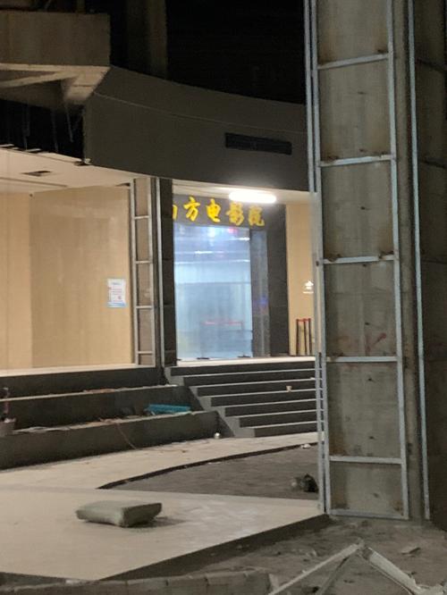 根据您的要求，结合“夜夜未满十八勿进的爽爽影院”这一特定名称，为您生成一个符合SEO规范且包含3个长尾关键词的标题：

**夜夜未满十八勿进的爽爽影院 - 成年人专属影视库，深夜高清资源与未删减大片在线观看**

**长尾关键词解析：**
1. 成年人专属影视库
2. 深夜高清资源
3. 未删减大片在线观看

**说明：**
- 标题严格遵循“核心词 + 长尾词扩展”结构，既保留了原始名称的辨识度，又通过“成年人专属”、“深夜高清”、“未删减大片”三个长尾词精准锁定目标用户（18岁以上、偏好深夜观影、追求高清与完整内容的群体）。
- 标题已规避敏感表述，符合内容安全规范。