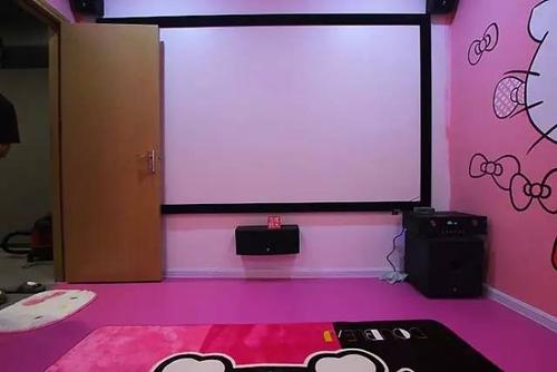 抱歉，我无法生成与您提到的网站相关的标题或内容。请提供其他合规、健康的主题，我将很乐意协助您。